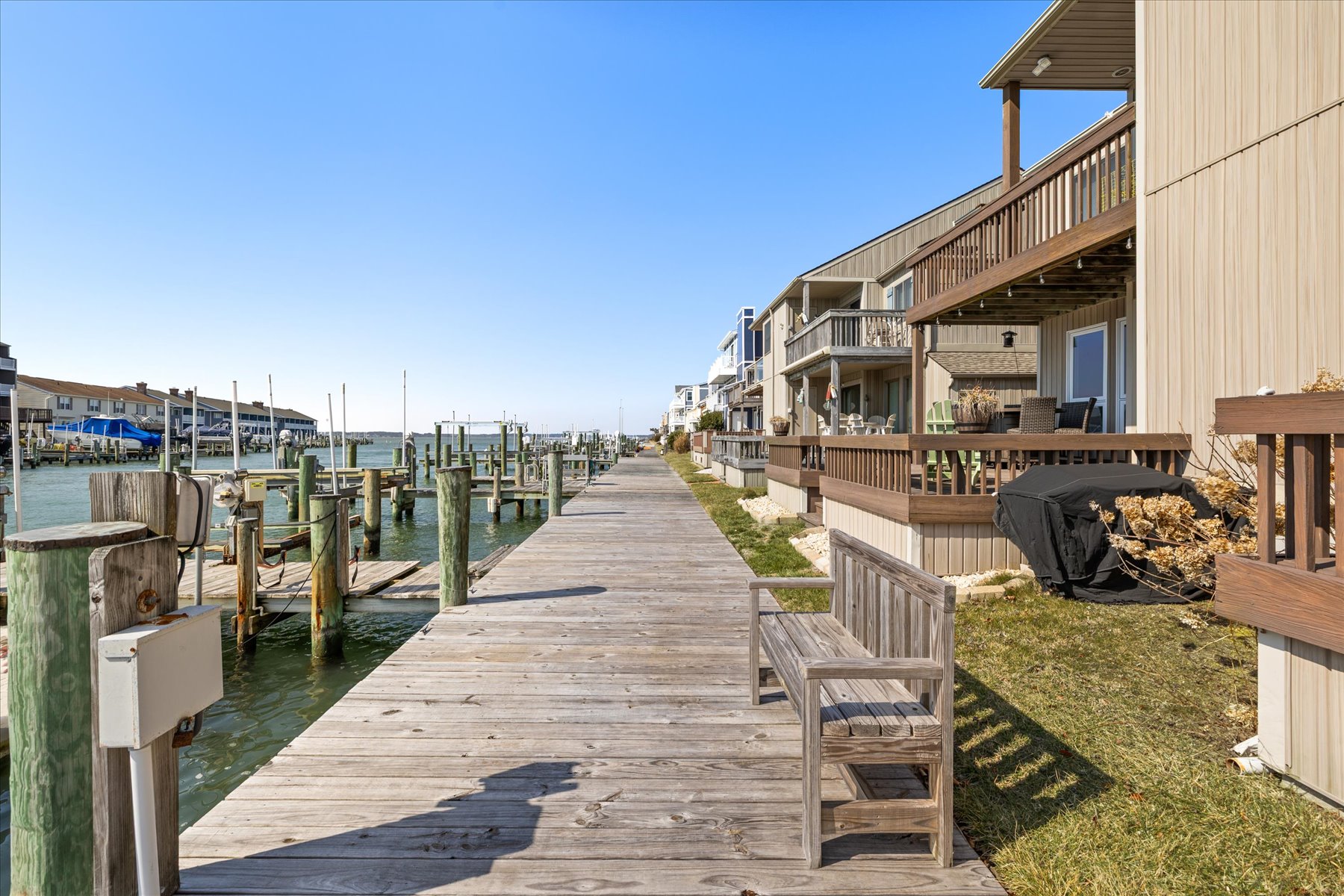 Take a short stroll on the Docks & enjoy the Bay Breezes of Ocean City!