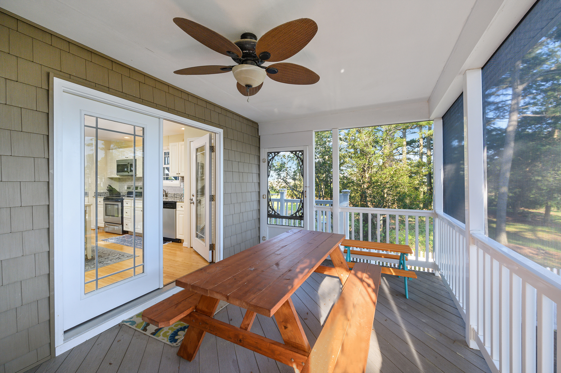 What a great place to enjoy some Fresh Local Crabs.