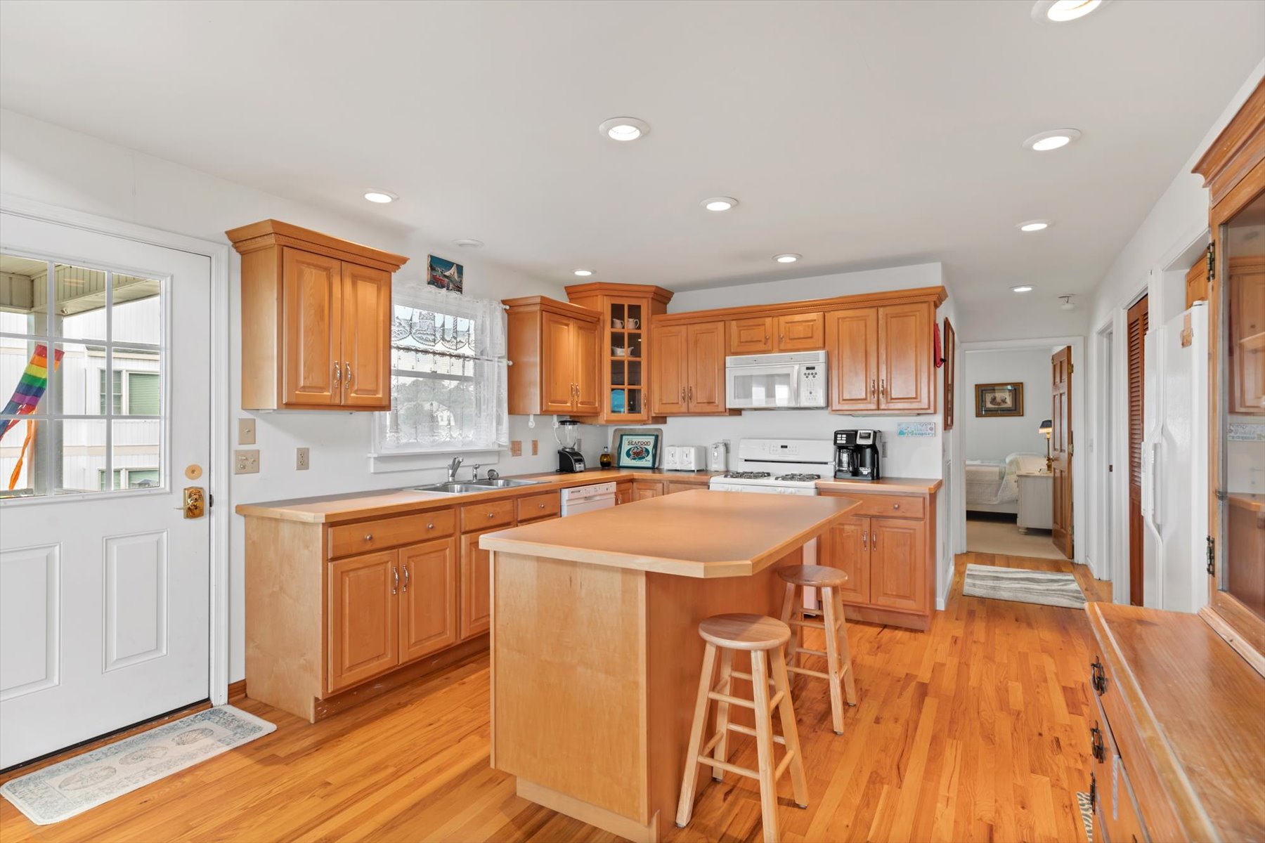 Gorgeous Hardwood Flooring throughout.