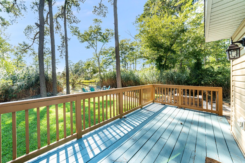 Spacious Deck....