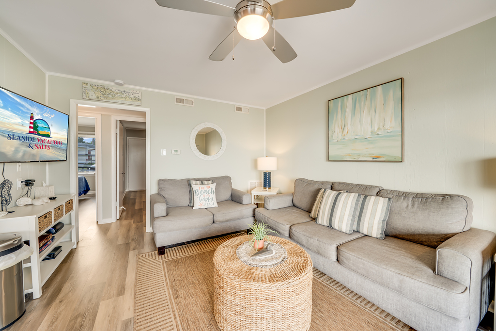 Beachy Place - Sea Tag 11 - is adorned in colors of sand and sea.