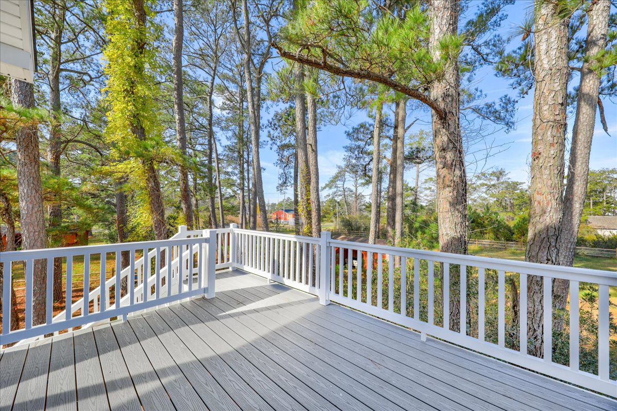 Large Deck overlooking Yard and Pastures.