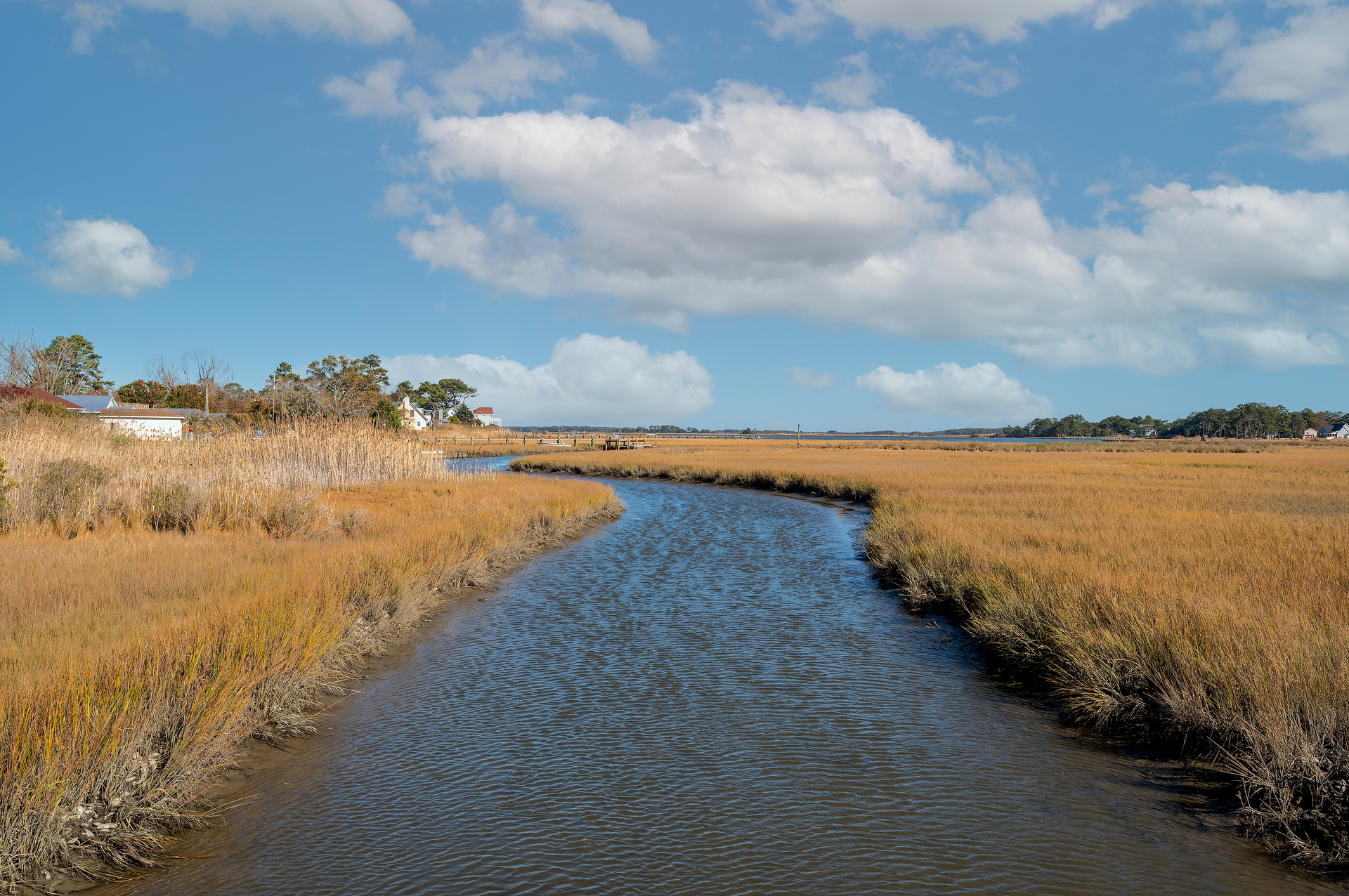 Welcome to The Teal on Eel Creek - gorgeous Water Views!