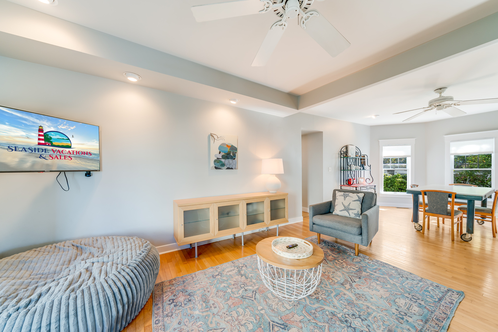 Oasis on Main is in the heart of the Island, but feels a million miles away from it all.