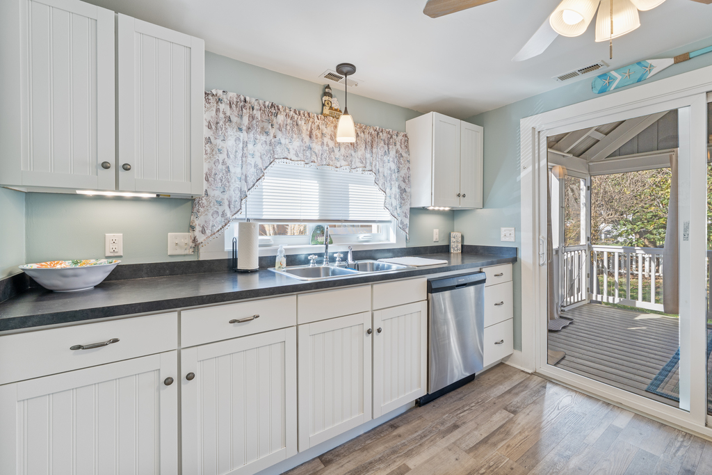 Mealtime will be a bay breeze!