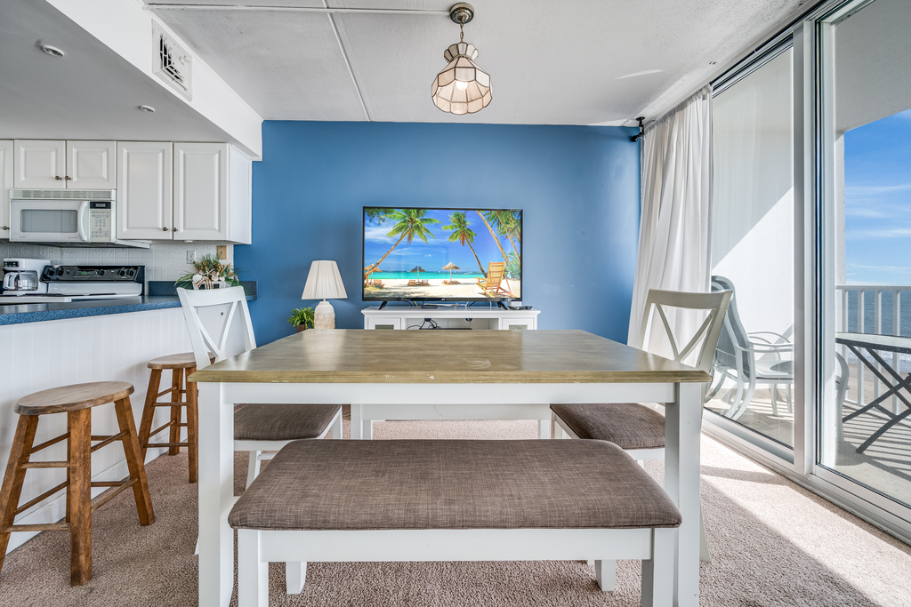 You'll never miss a moment with Family with this Dining Set Up!