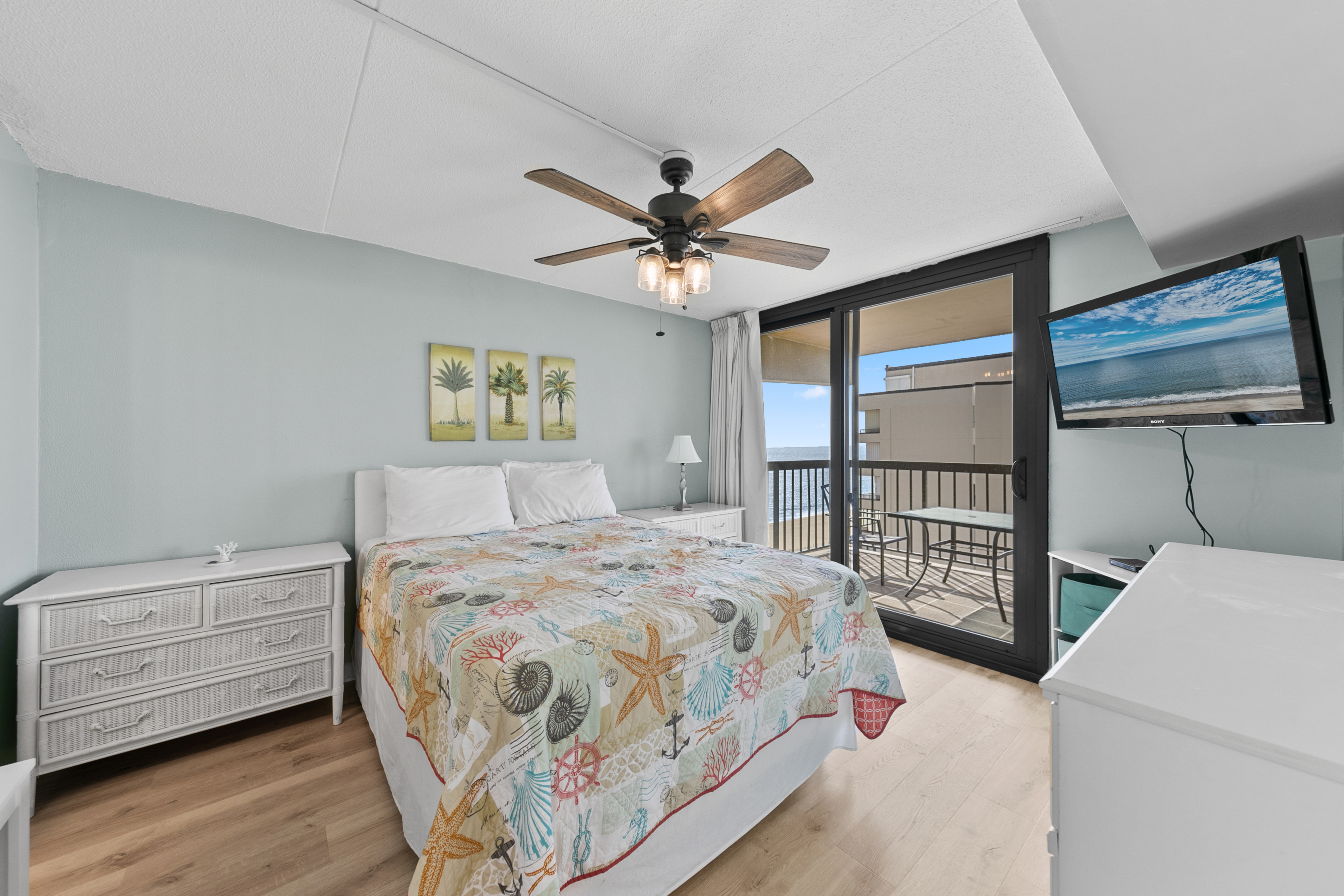 The Primary Bedroom offers a Cozy Queen Bed.