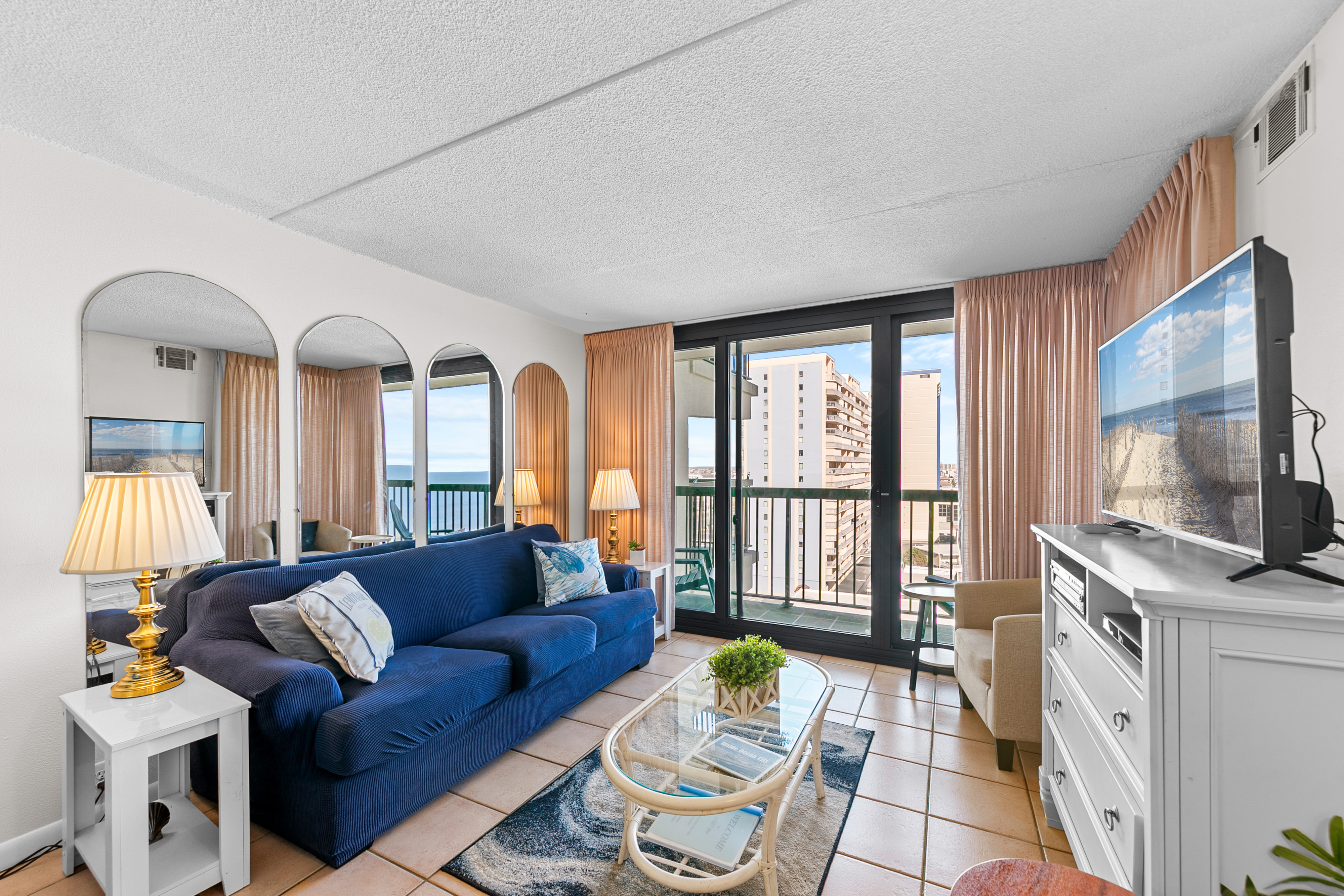 Plenty of seating for the whole family to relax in Comfort & Style.