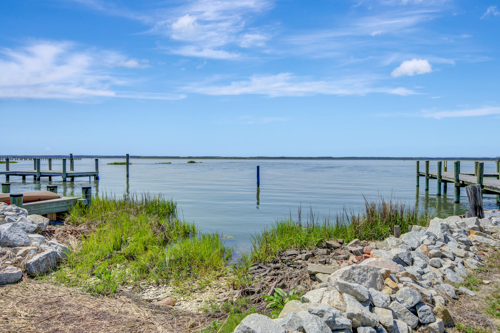 Shimmering Shores | Photo 65