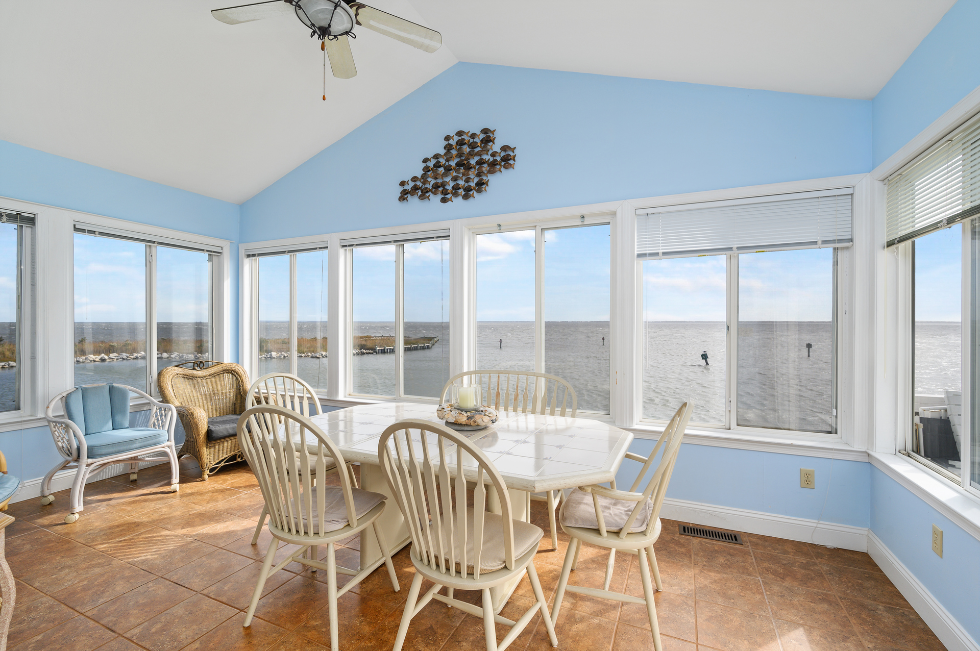 Enjoy breakfast with incredible views.