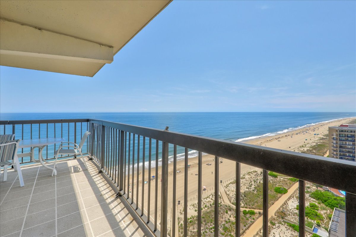 Or sip a glass of wine while the Moon Dances over the Sea!