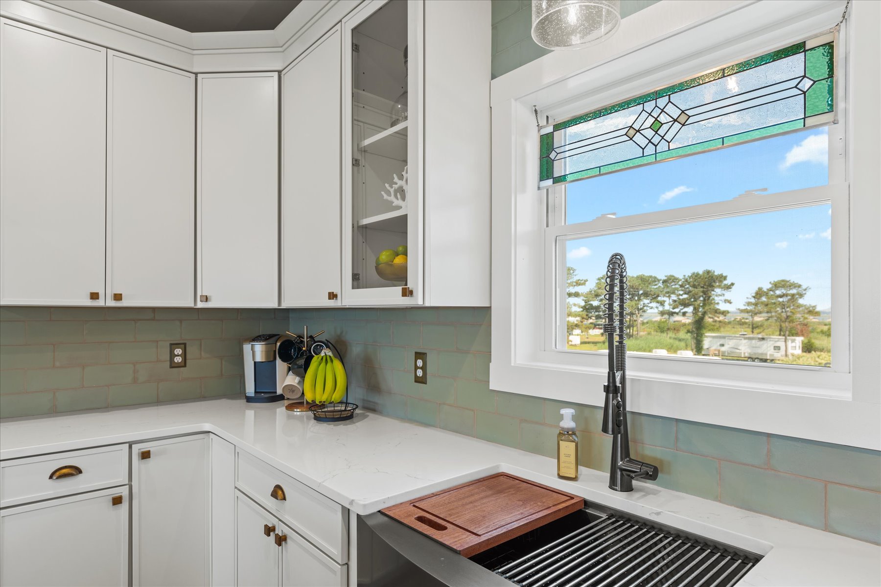 Mealtime will be a bay breeze!