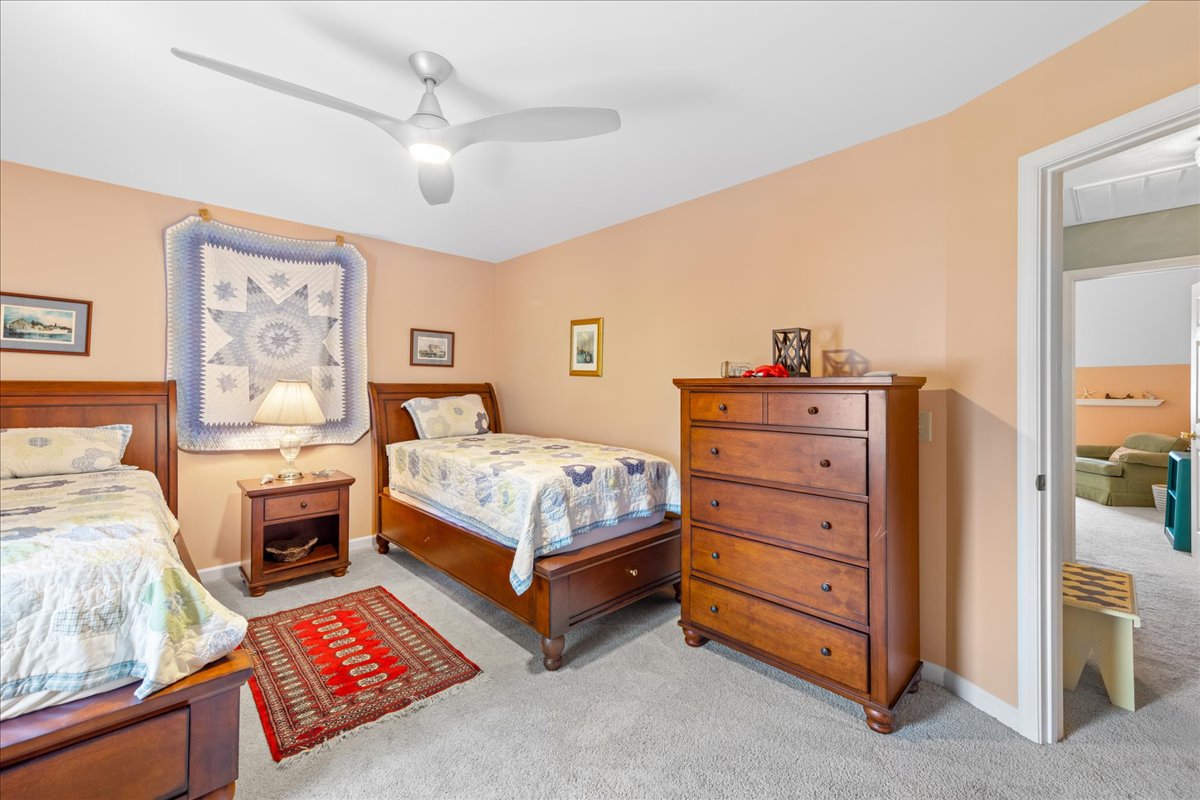 Perfect for the singles or the kiddos.