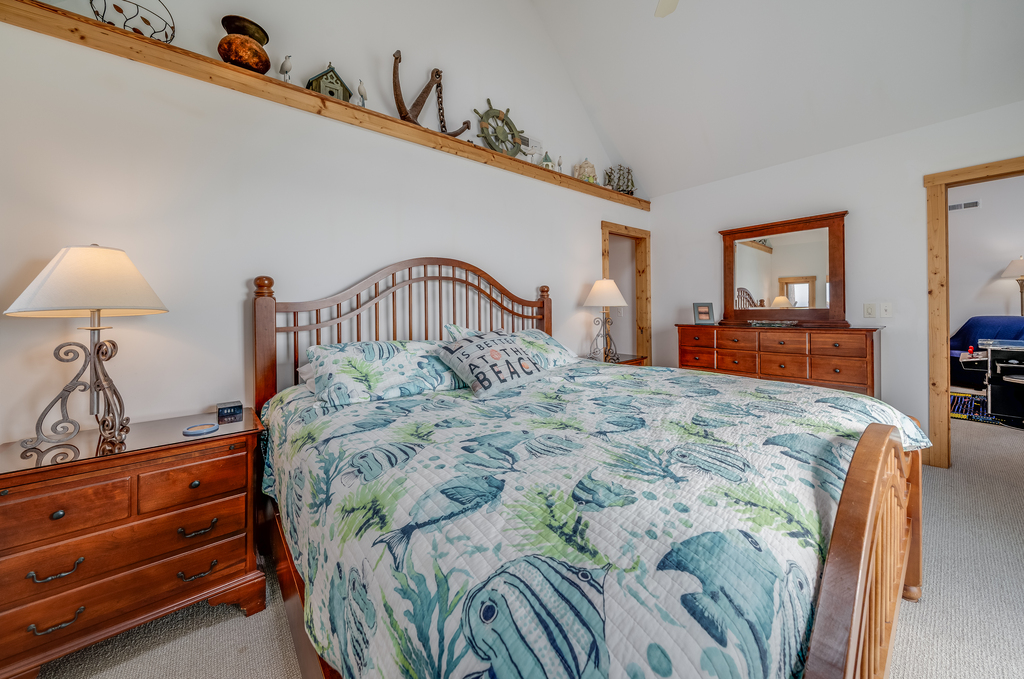 Sunkissed Shores is perfect for one large family, or for 2 families to share.