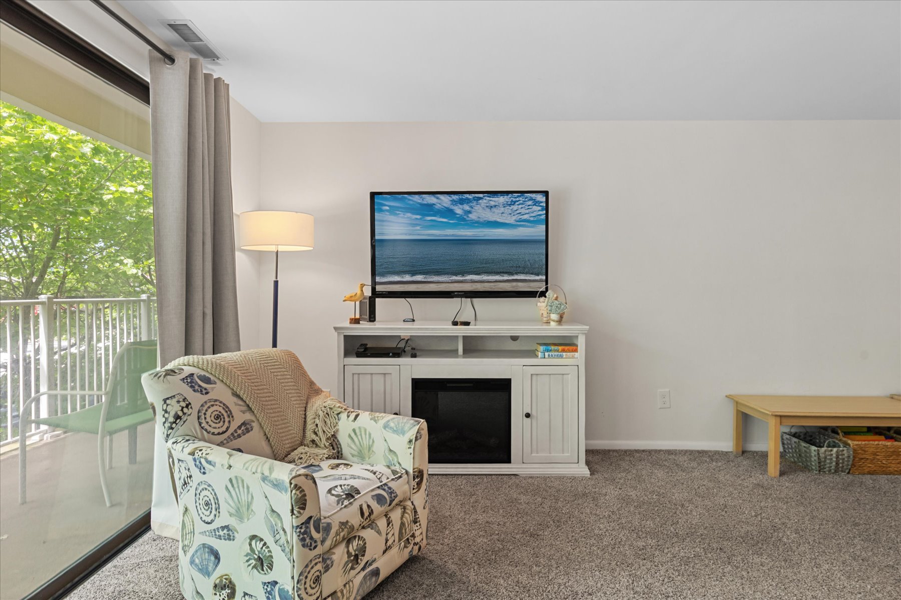Enjoy the modern Luxuries of the Flat Screen TV in the Living Area.