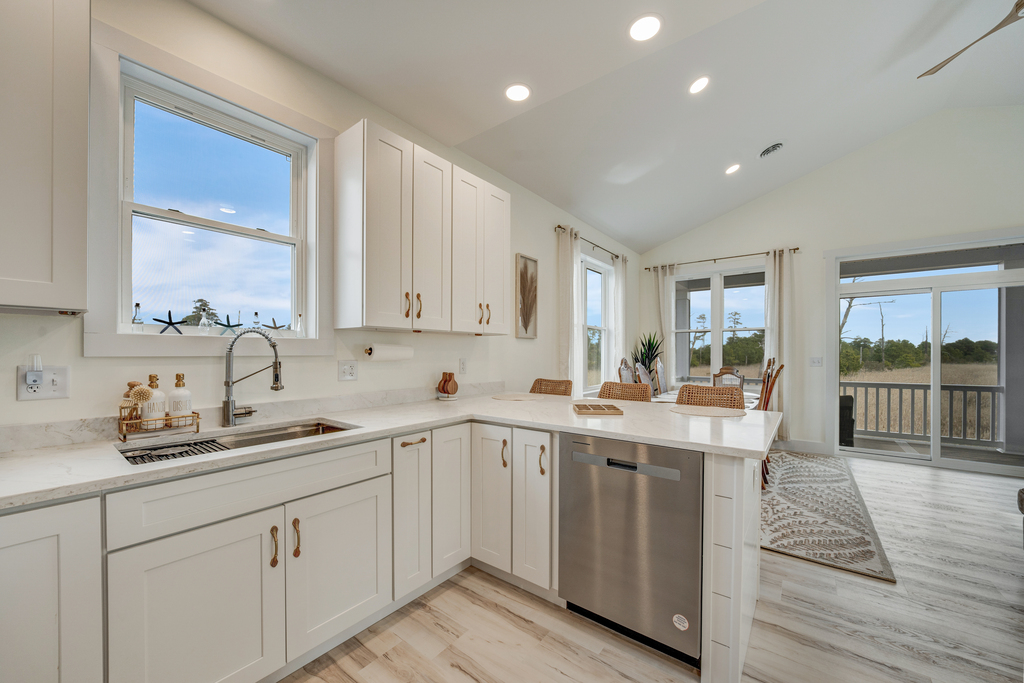 Well-Stocked Kitchen will all the comforts of home - and then some!