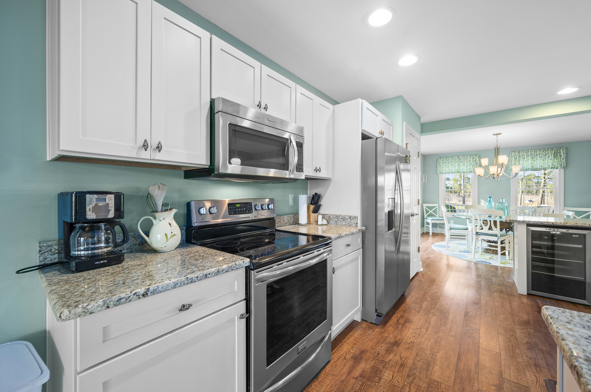 Well Stocked with all you need to make mealtime a bay breeze.