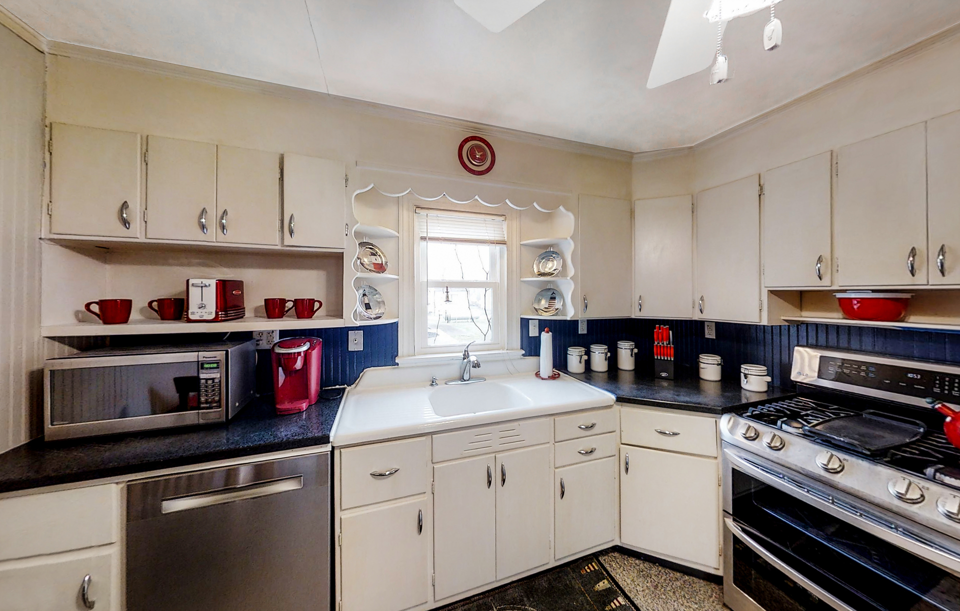 Well-Stocked Kitchen has all you need.