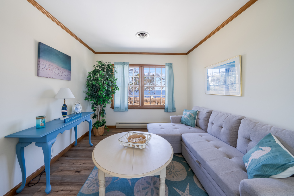 A great place to curl up with a good book.