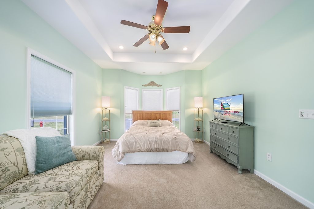 Desirable 1st Floor Primary with comfy Queen Bed and Flat Screen TV.