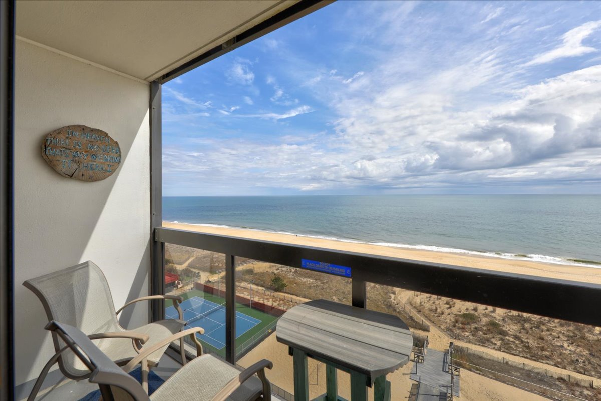 Enjoy the Sweet & Salty Ocean Breeze!