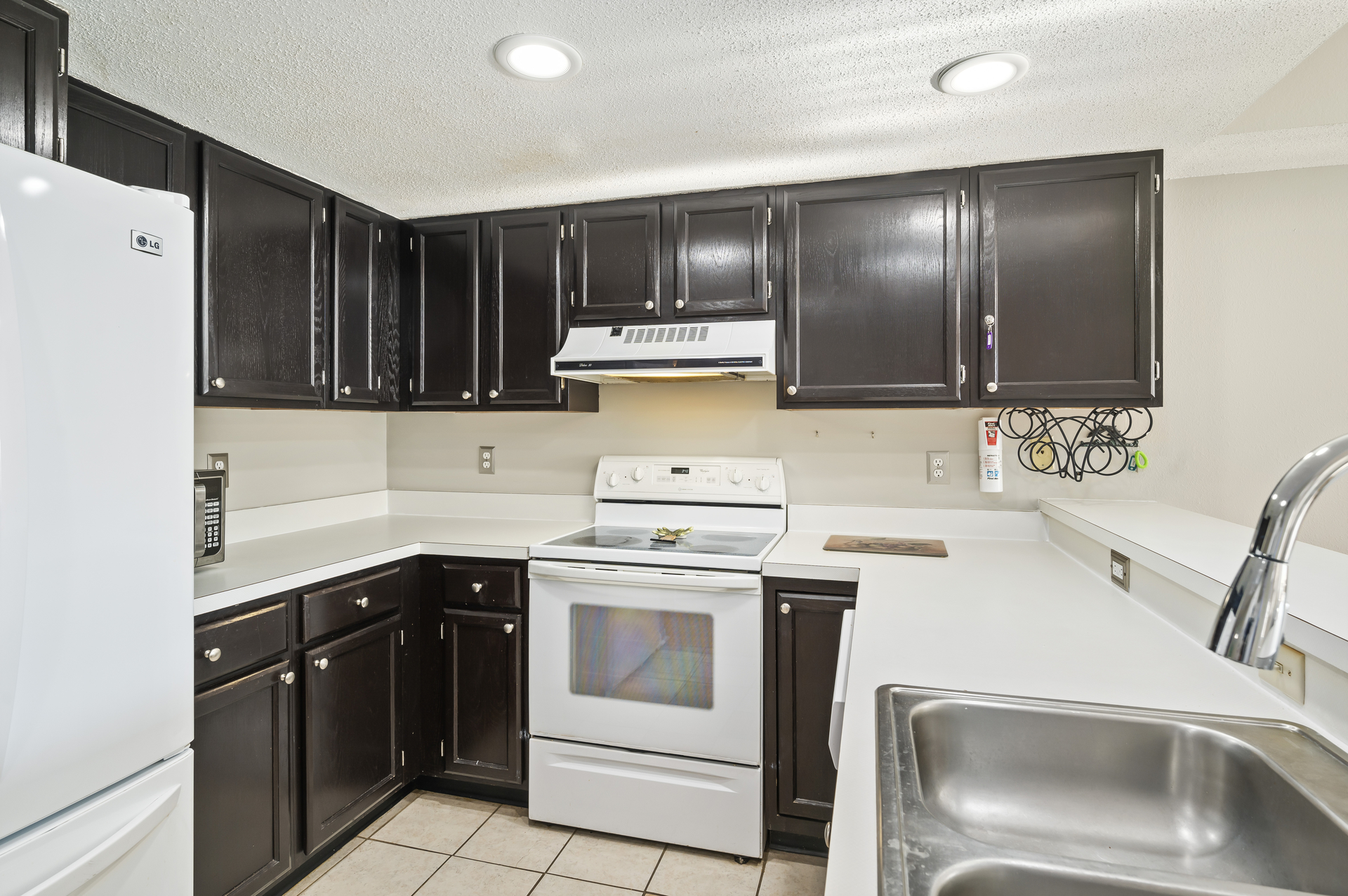 The Chef in your Family will Fall in Love with the Spacious Kitchen!