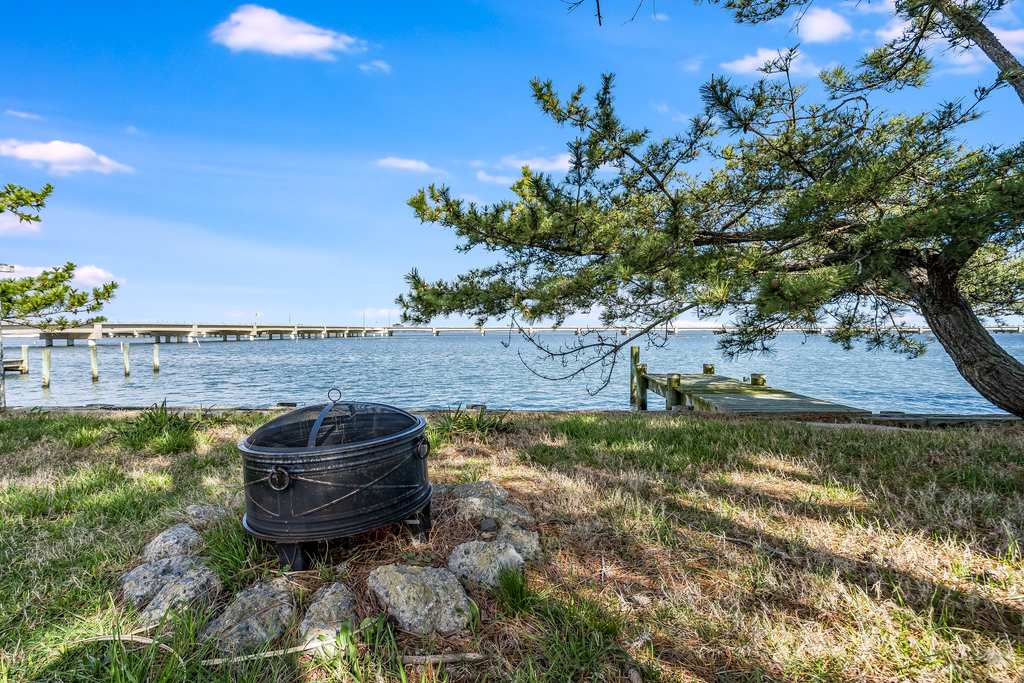 Gather the entire family to recap your day around a fire