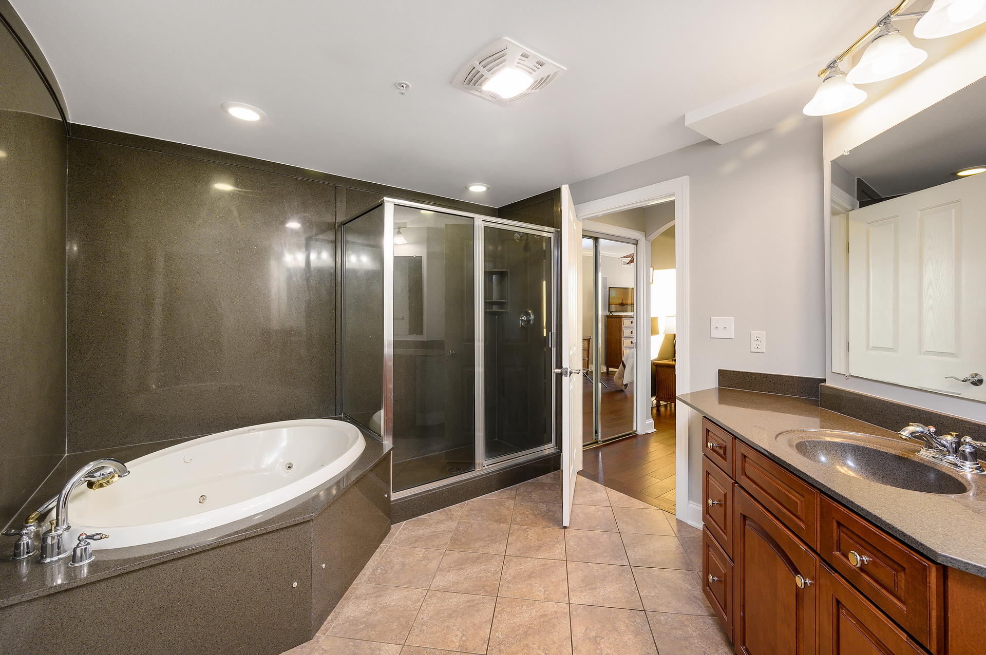 The en-suite Bathroom will be your Spa-like retreat.