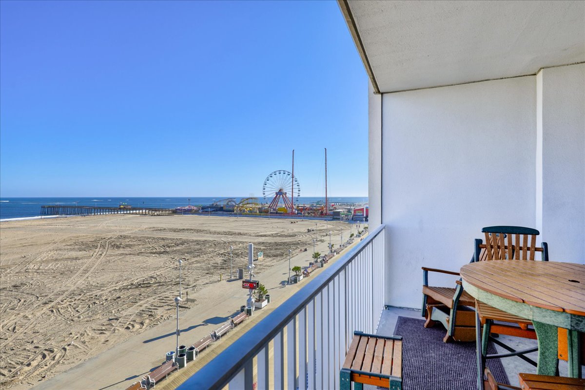You'll Love the Gorgeous Views of the OC Ferris Wheel!