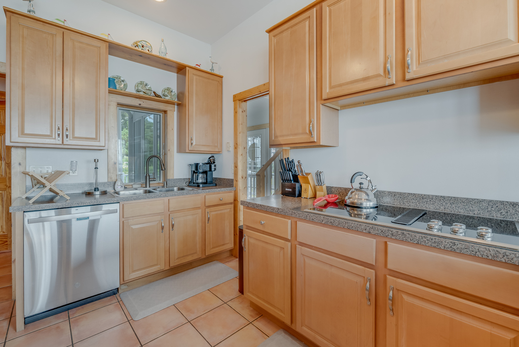 Tons of storage and all the comforts of home!
