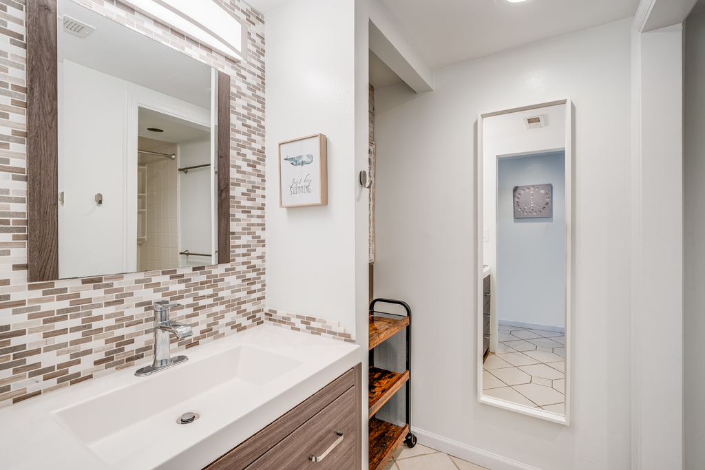 Beautifully Renovated and the Perfect Space to Freshen Up!