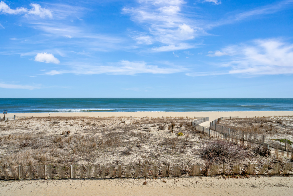 Pool or beach? Enjoy the great pools that Sea Gate offers or private access to the beach!
