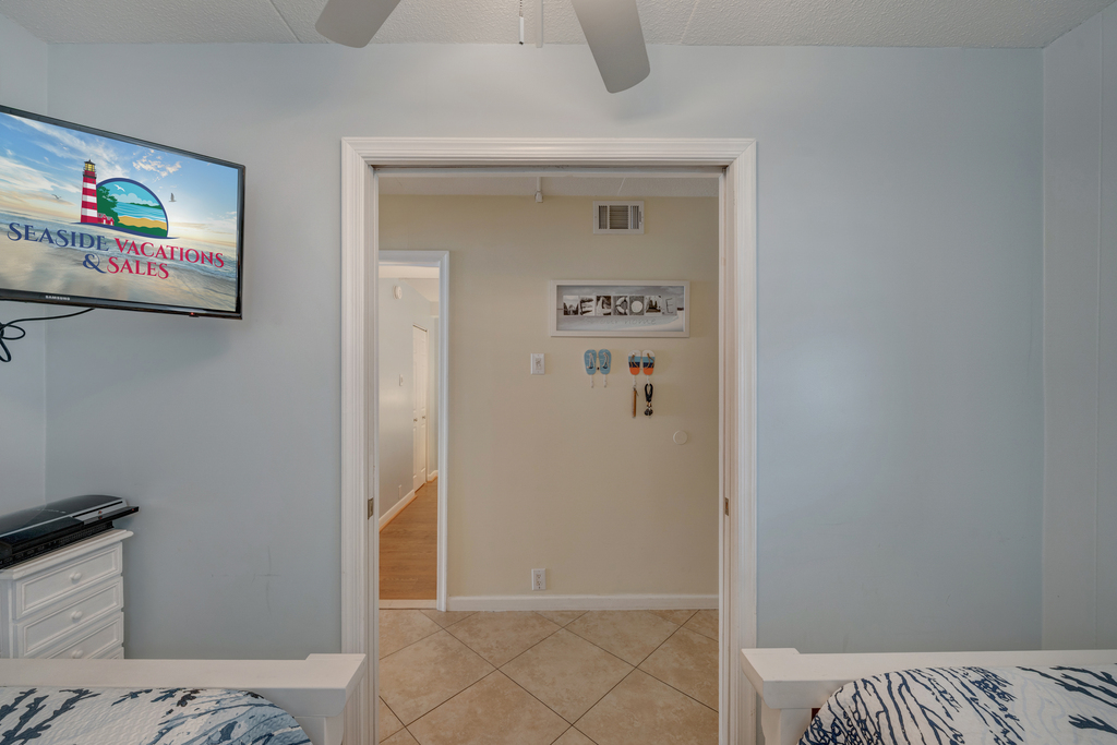 Offering 2 Twin Beds and a Flat Screen Roku TV.