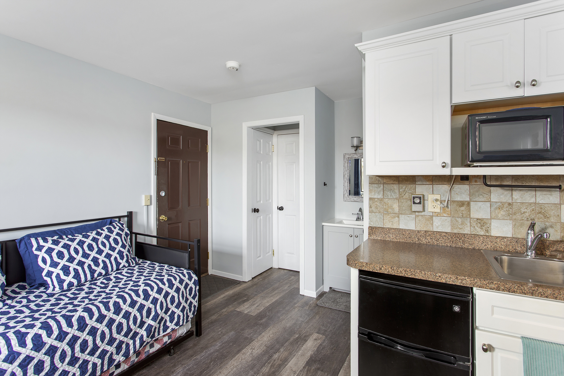 Beachy Floors, Nautical Navy, and Crisp Whites.