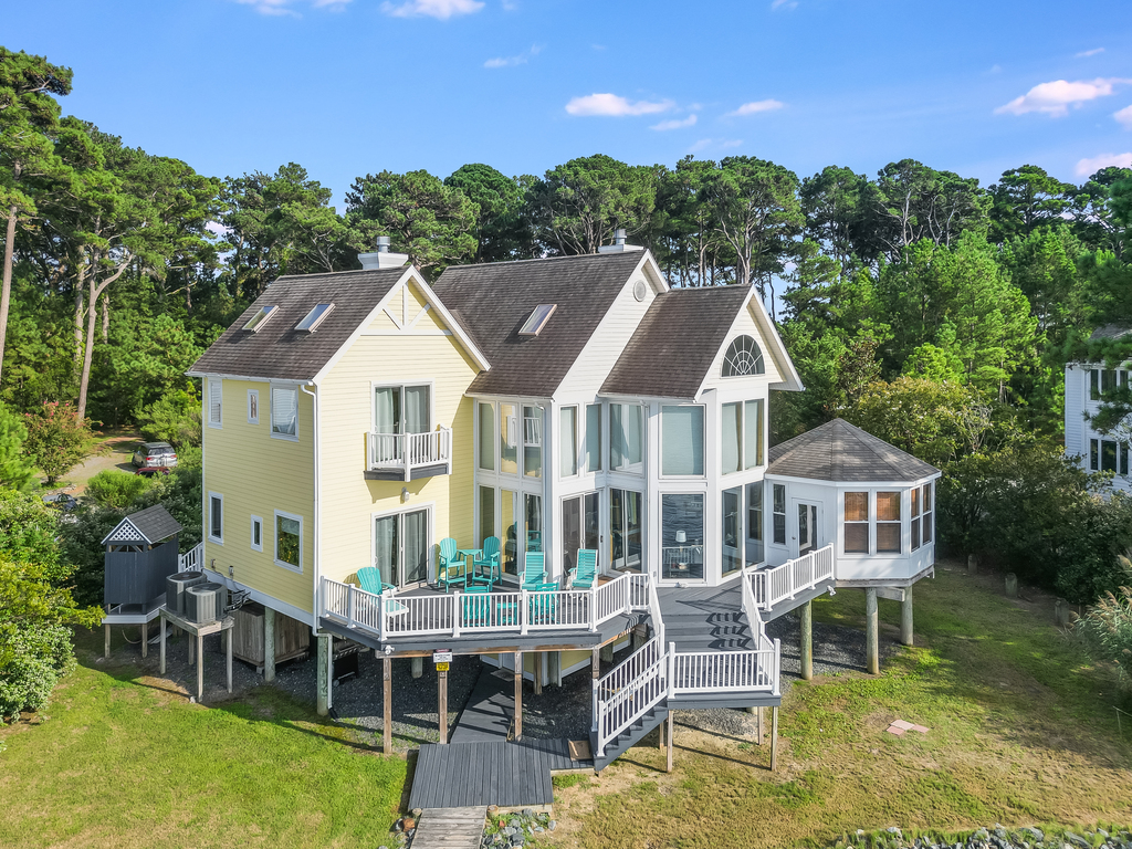 Sunkissed Shores - Your luxury Chincoteague Vacation awaits you!