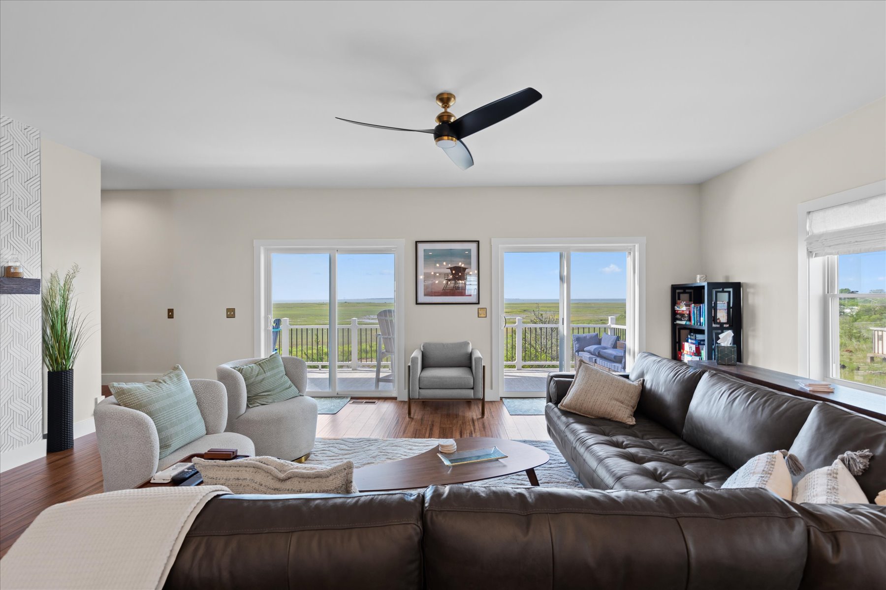 Huge Living Area with open layout, perfect for spending time together without ever feeling crowded.