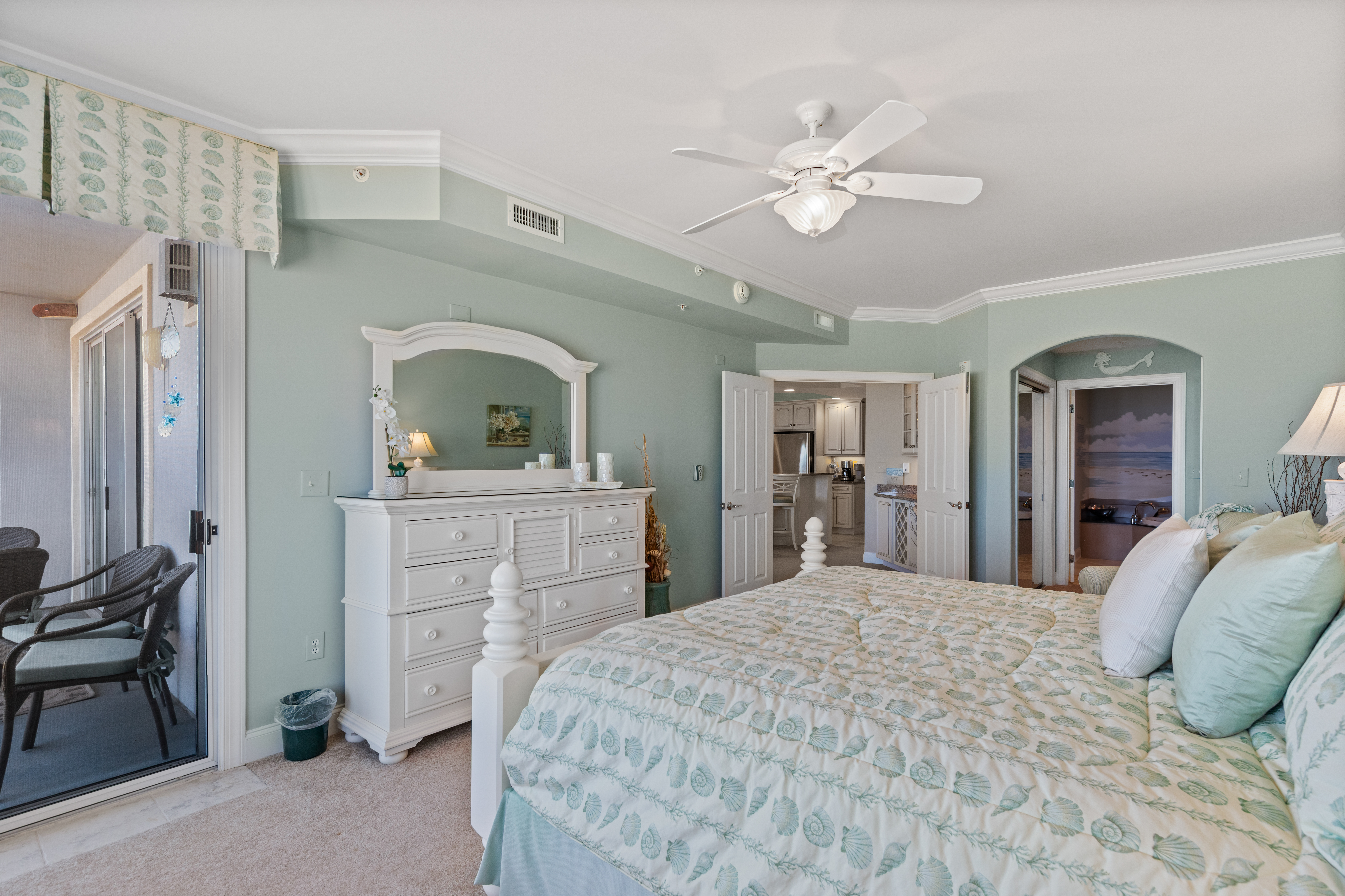 Belmont Towers 502 | Photo 17