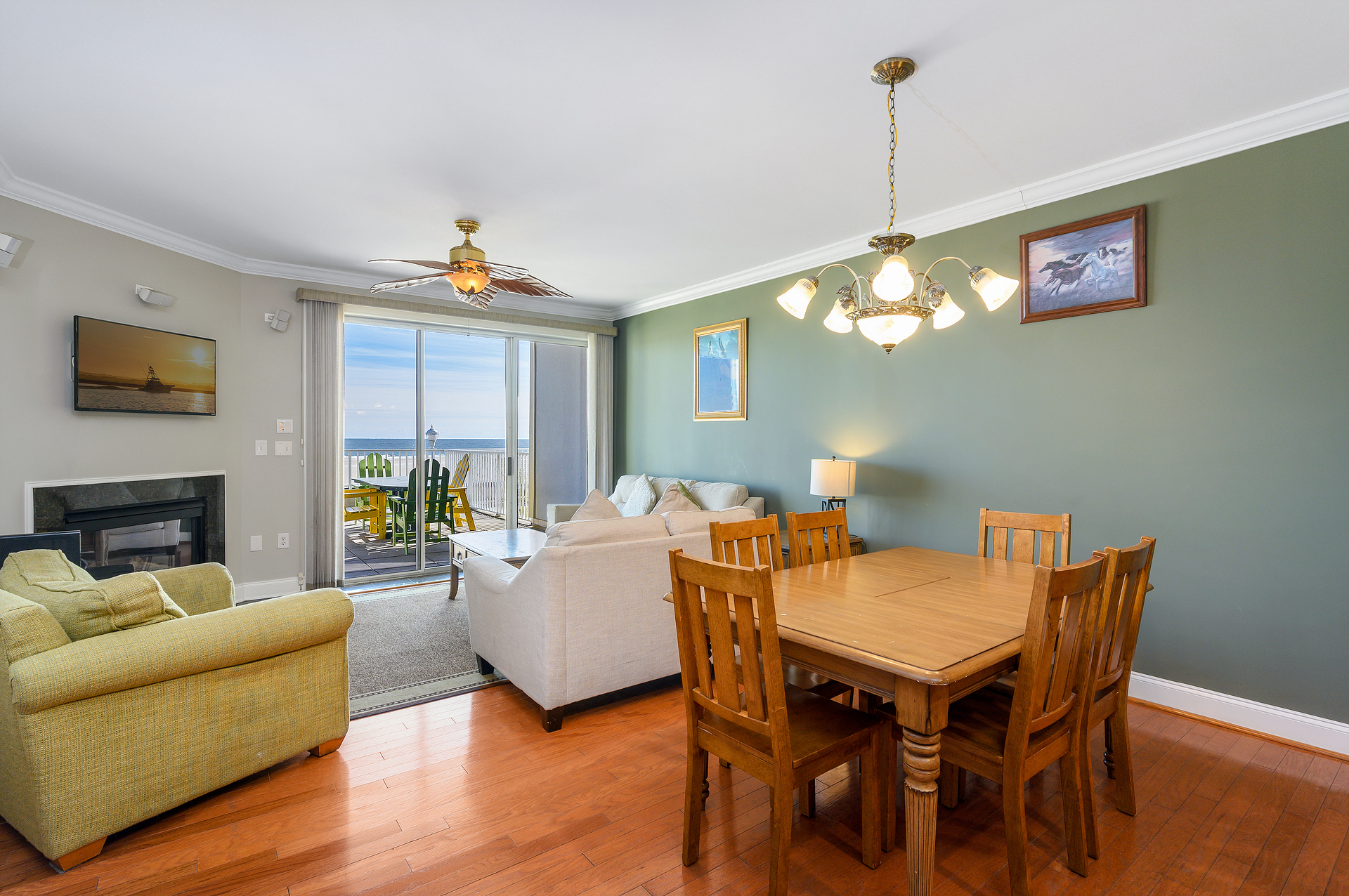 Enjoy Family Meals together with a view!