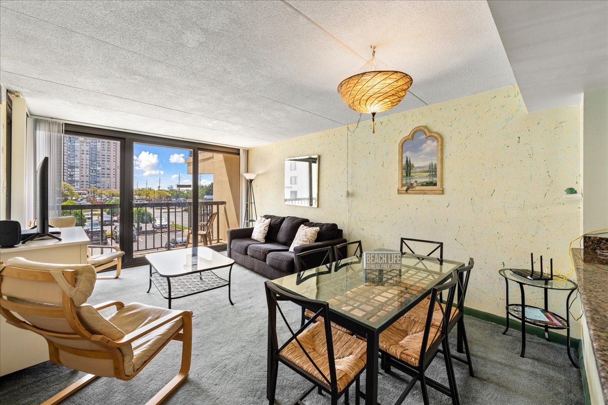 A Whimsical, Oceanview Condo in the Heart of OCMD!