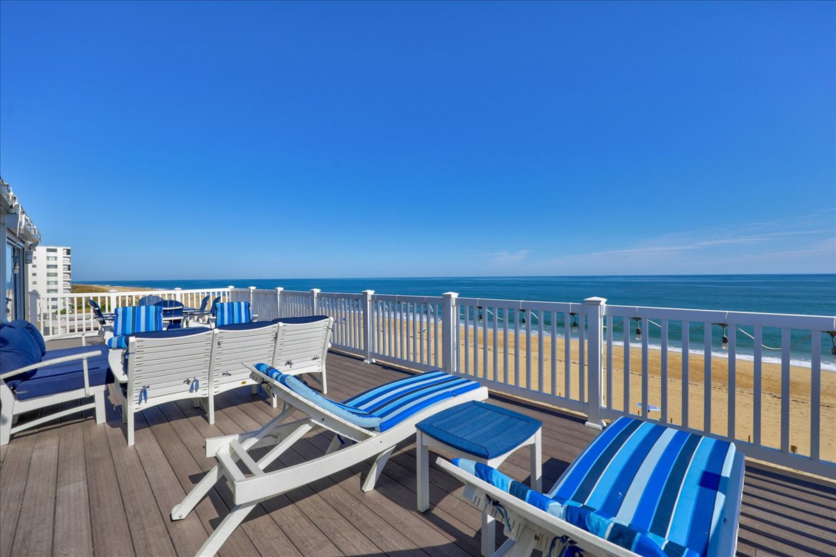 Lounge around on the deck or head down to the beach!