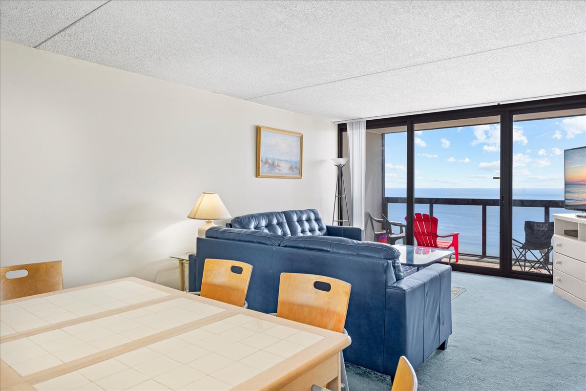 Or grab takeout from one of the many nearby restaurants!