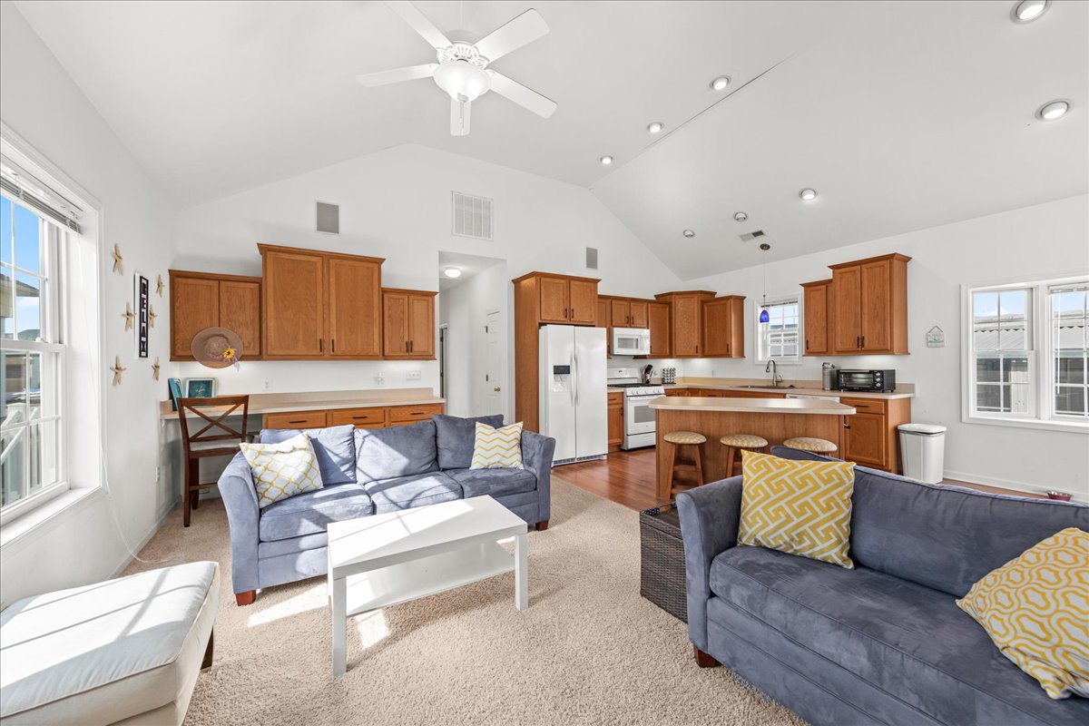 Relax and enjoy the Ac, Free Wi-Fi and Flat Screen TV.