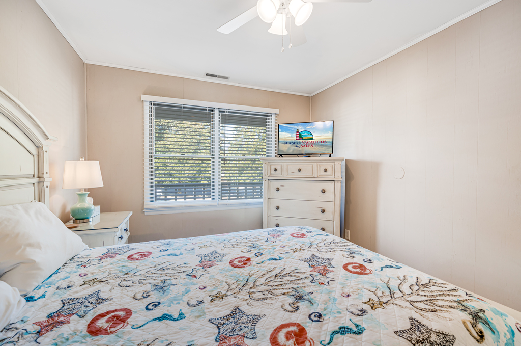 Both Bedrooms have Flat Screen Smart TV.