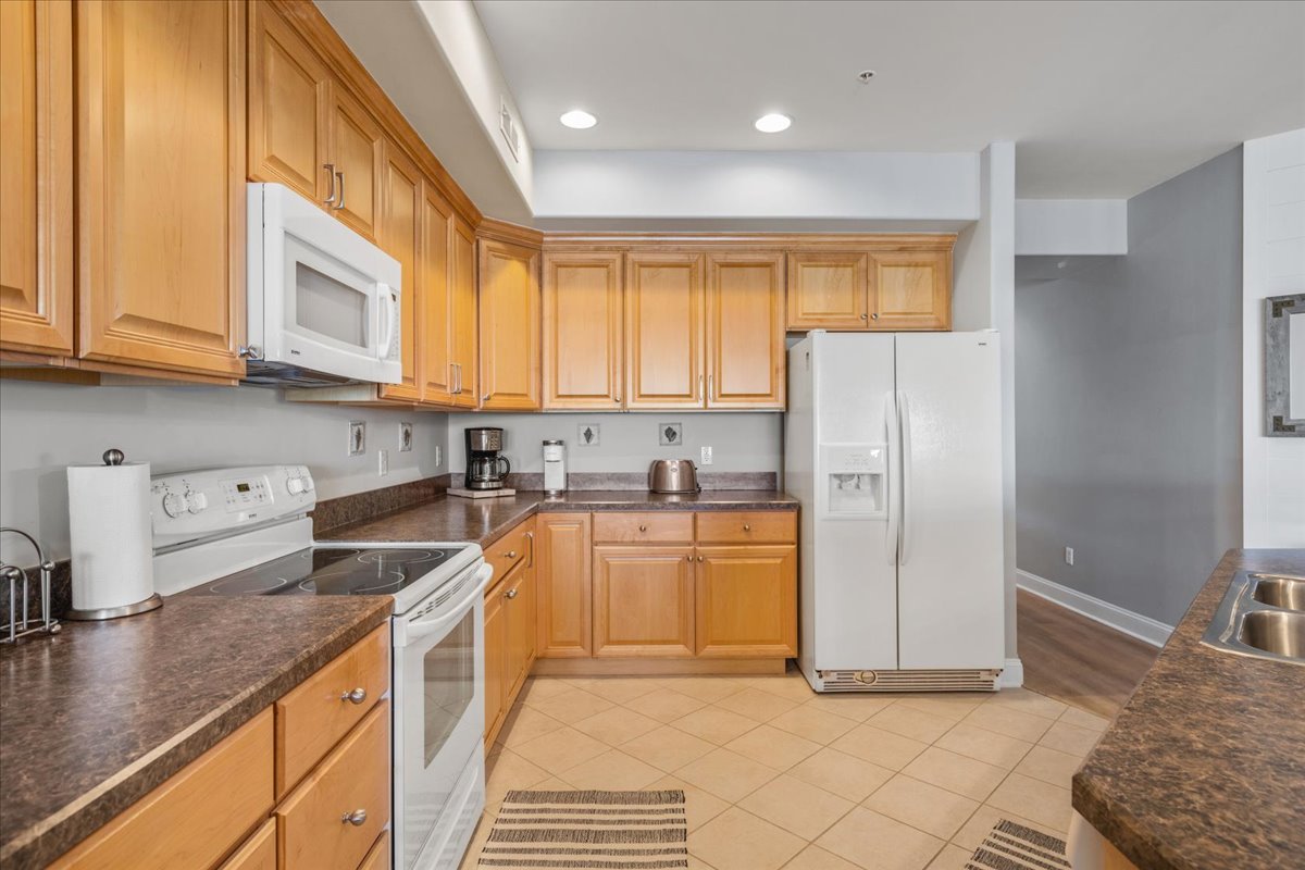 Mealtime will be a bay breeze.