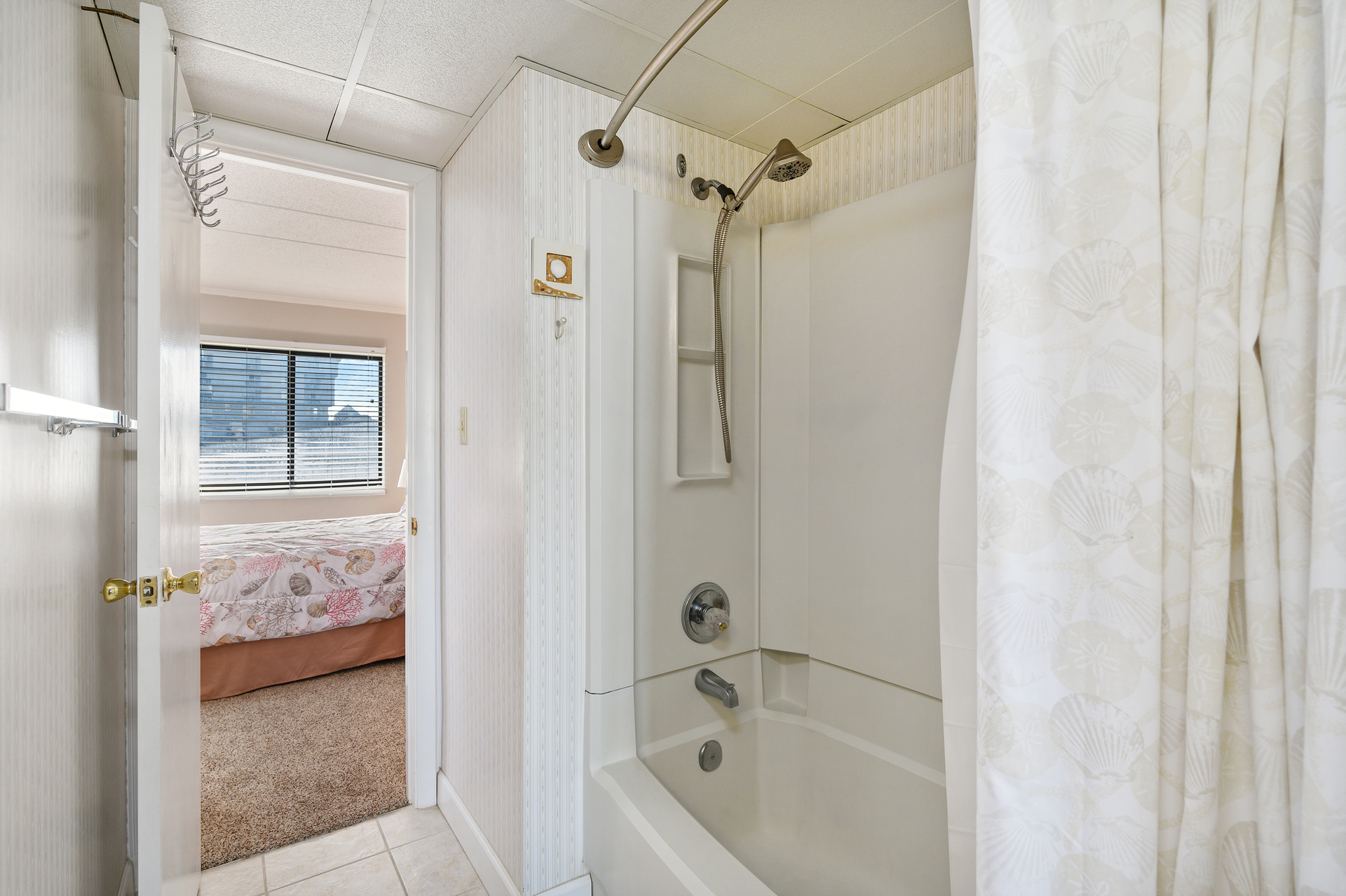 Enjoy a shower or a bath with the convenient Shower/Tub Combo