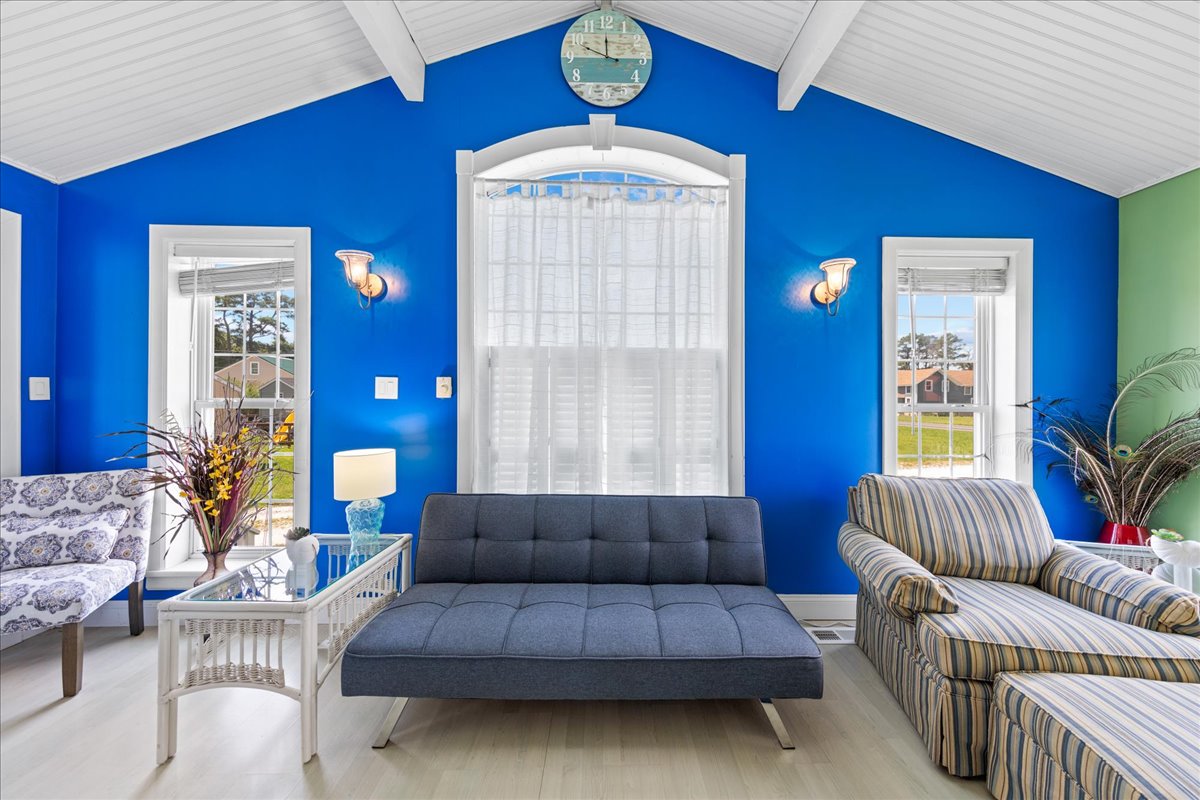 This is the only blue you will feel in this cute home!