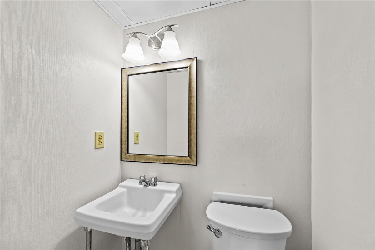 Convenient Half Bath, perfect for freshening up before a night out!