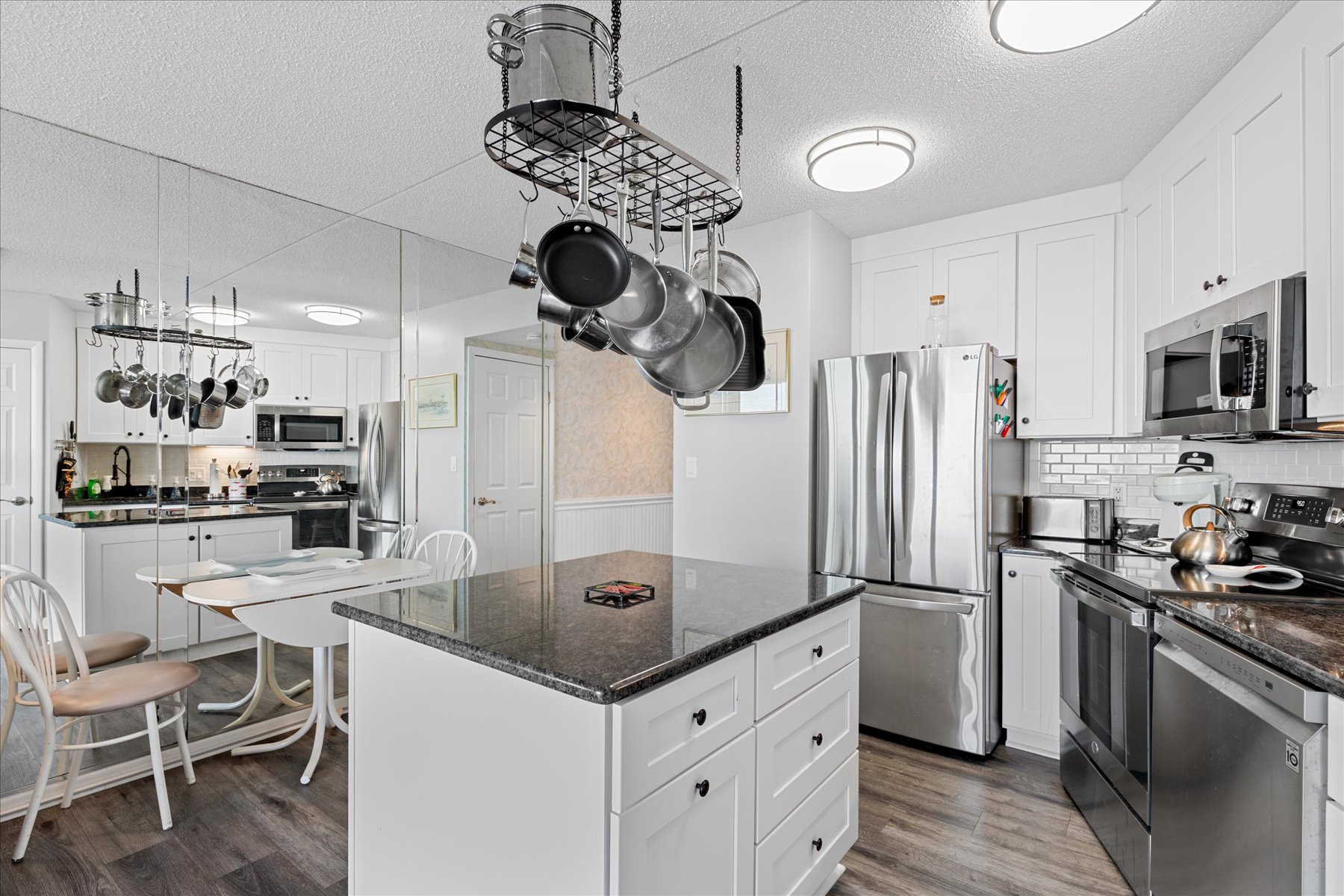 The Island allows plenty of space to prep Beach Snacks!