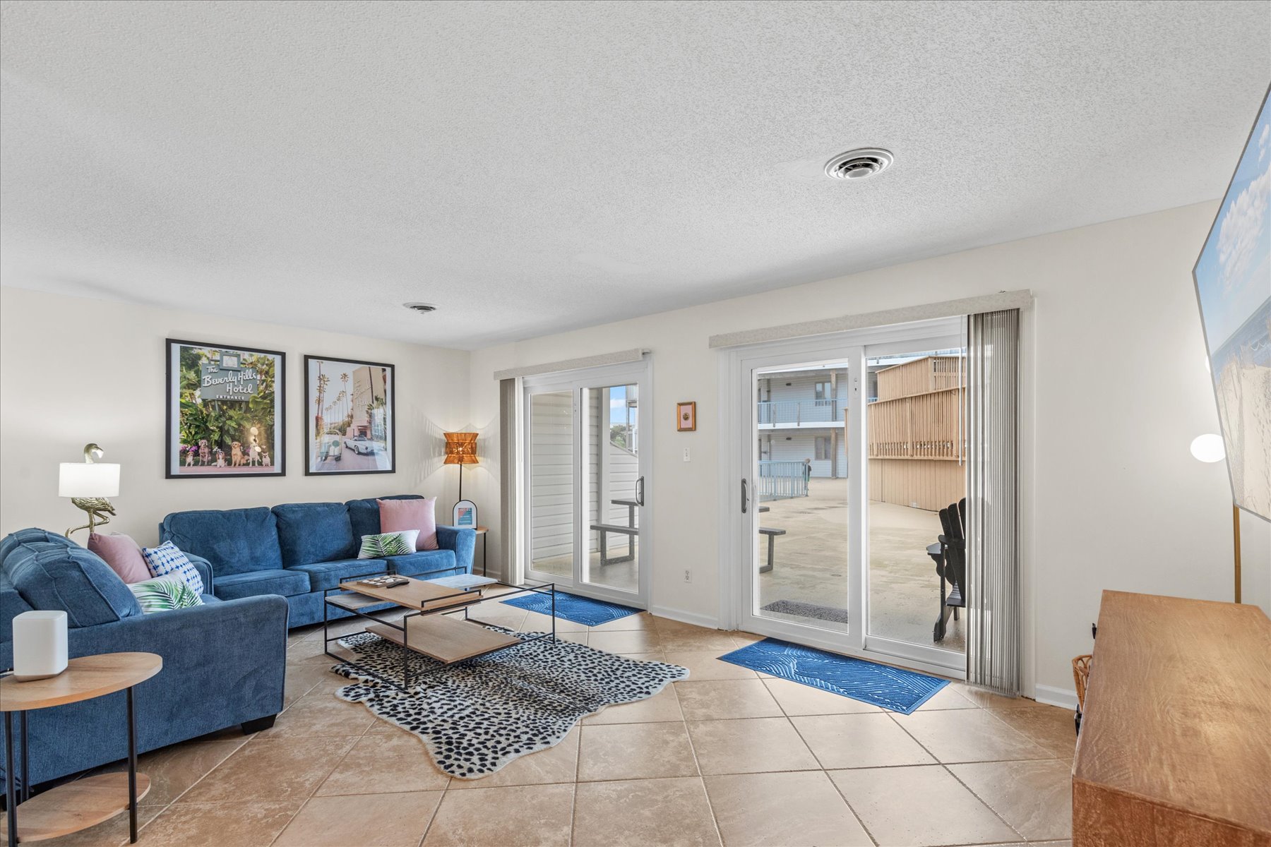 From the Living Room leads right out to the Shared Pool.