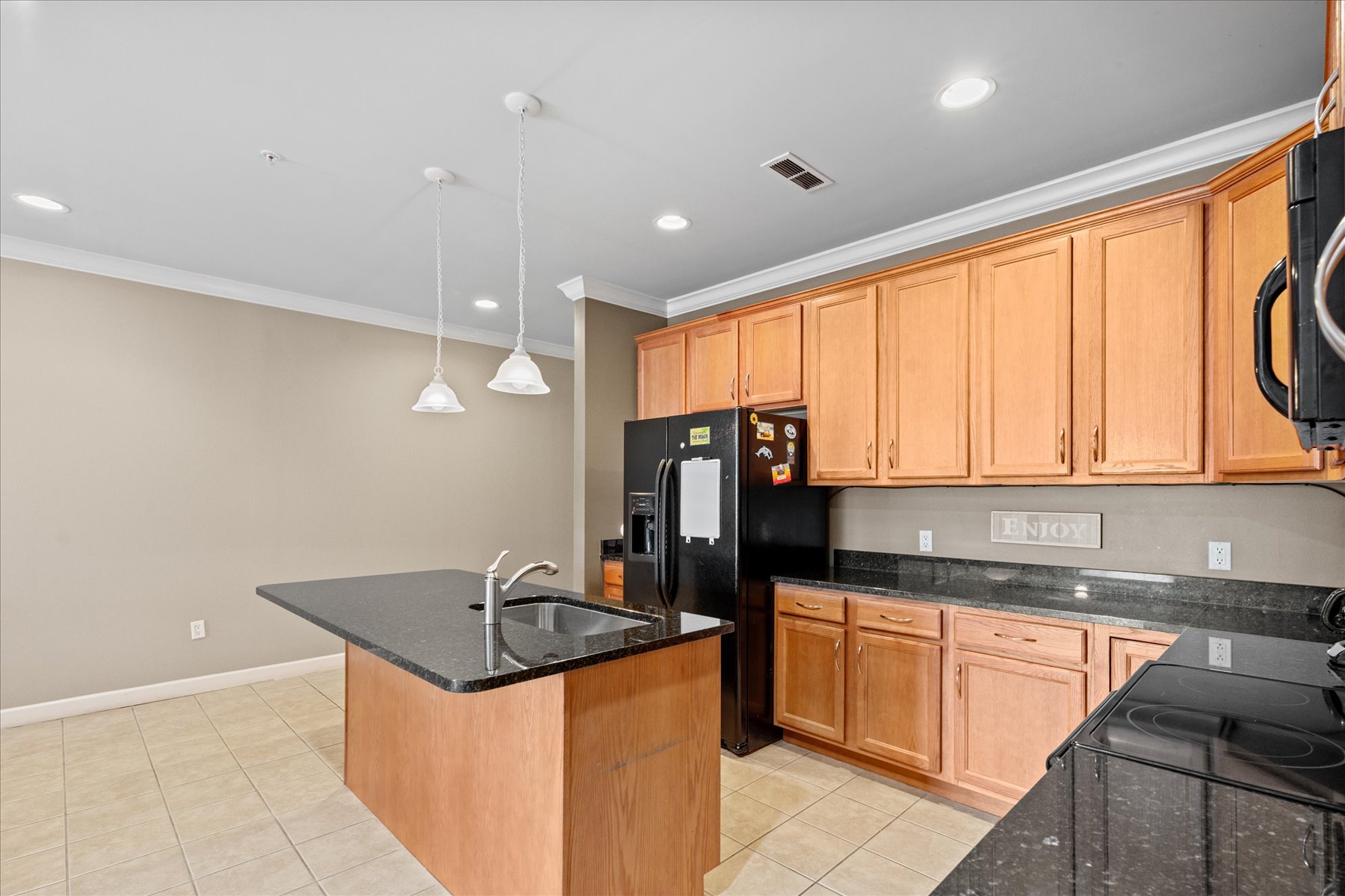 25-200 Wicomico St 203-17